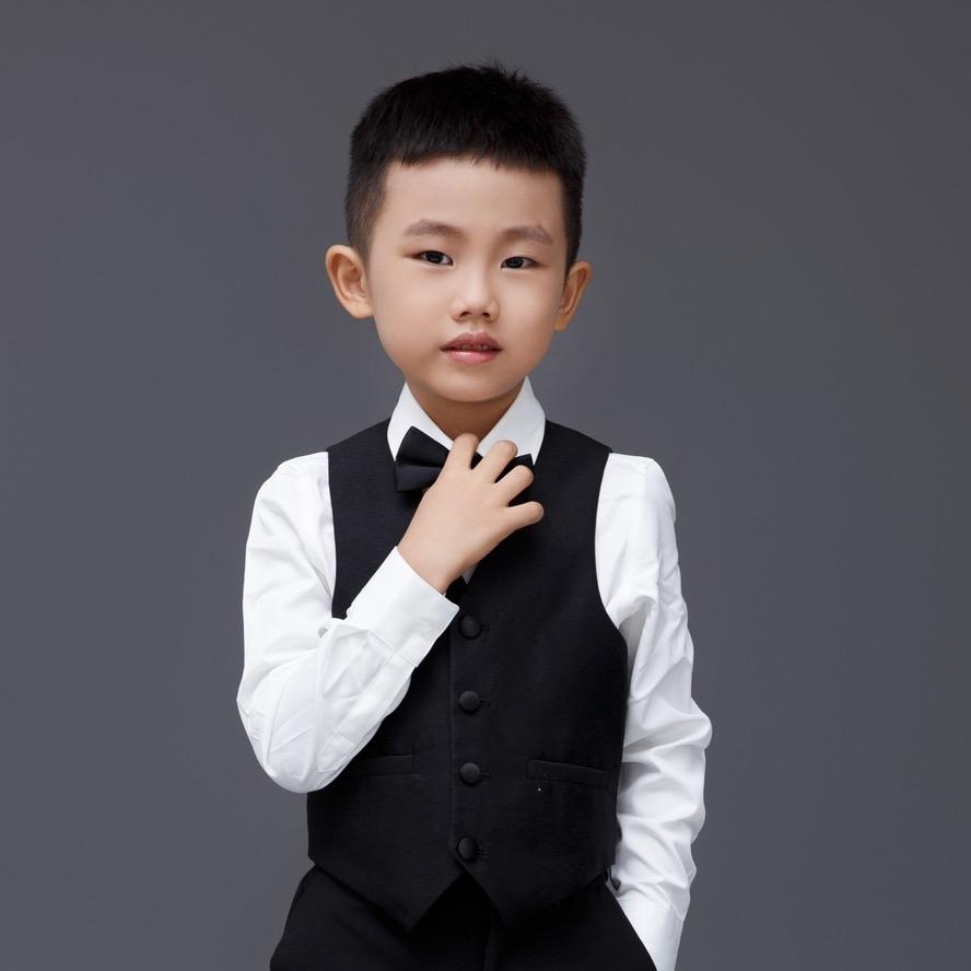 昊昊麻麻吖
