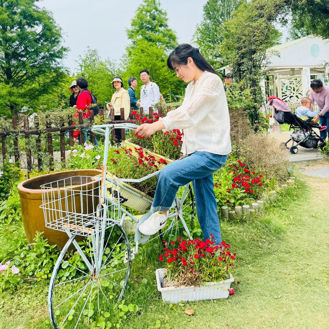 ꧁༺曾༒曾༻꧂