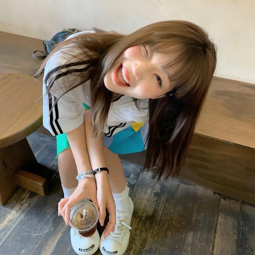 小欣不7香菜^