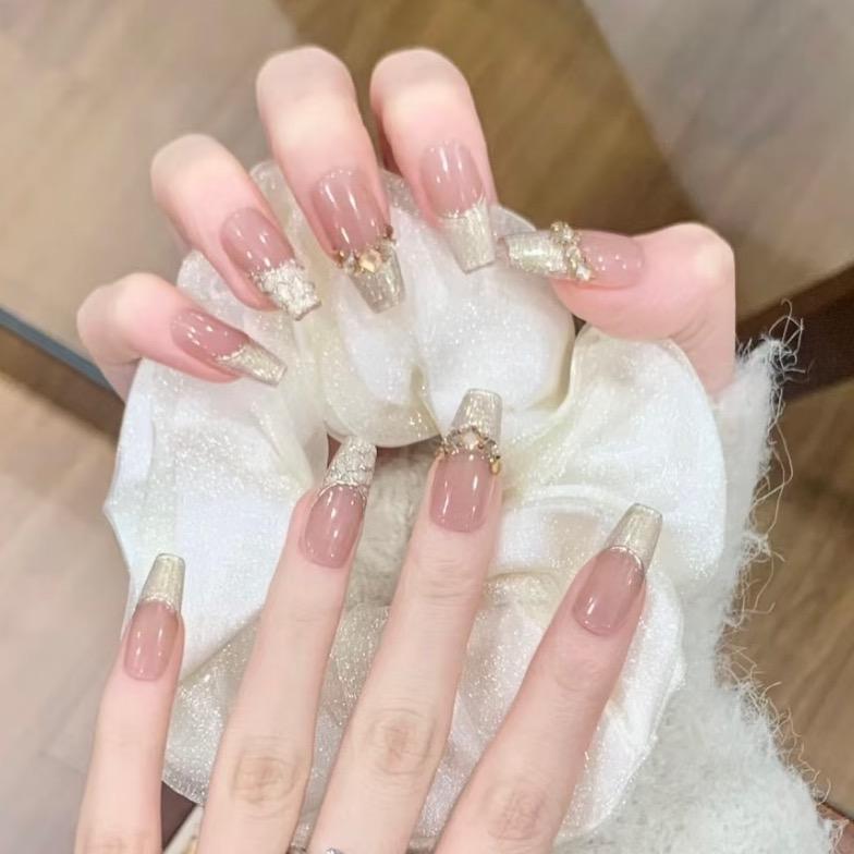 小y酱穿戴甲