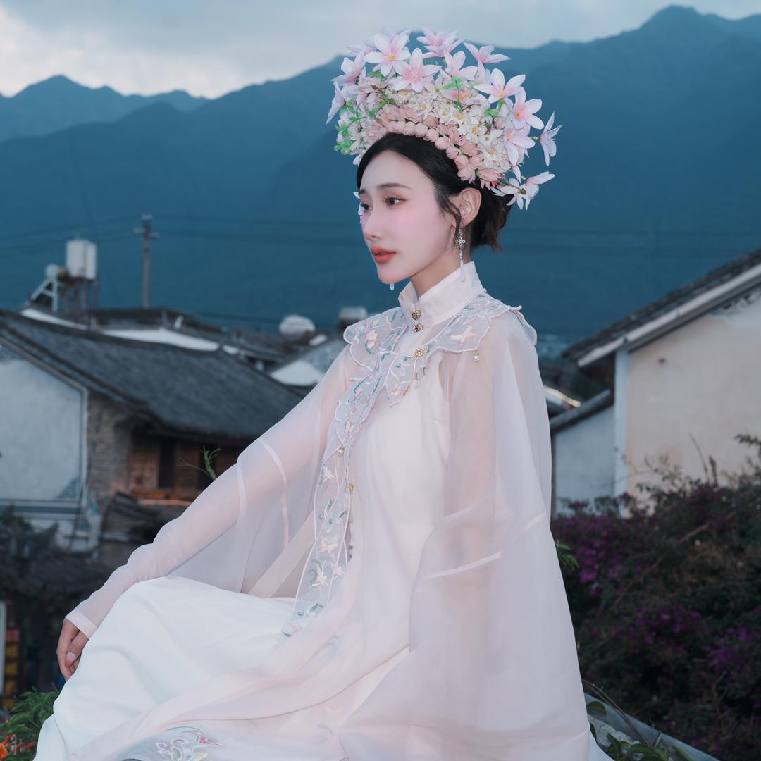 周小二（橱窗营业）