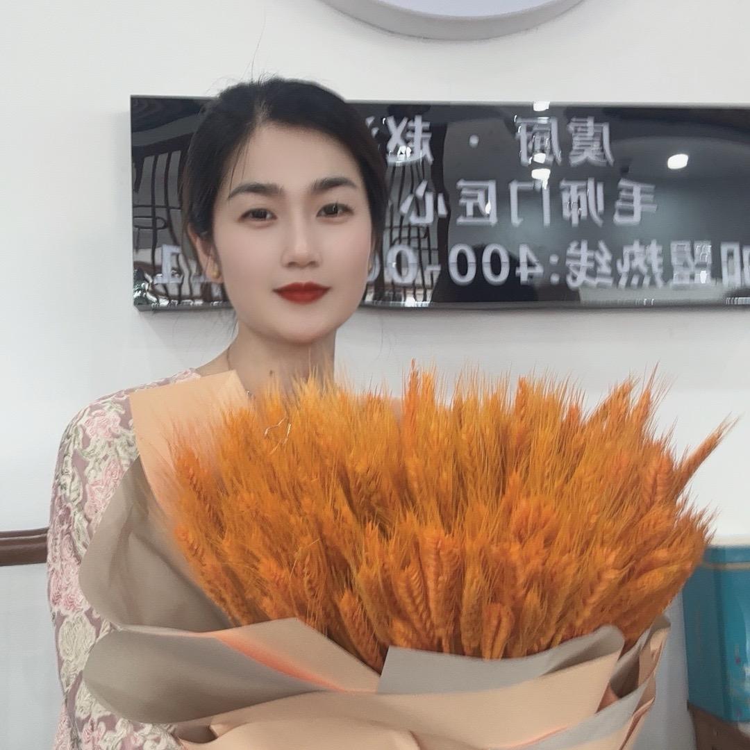 春笋面馆鹅湖店-单眼皮的小姐姐