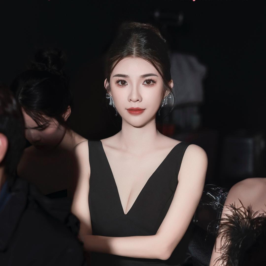 杨咩咩