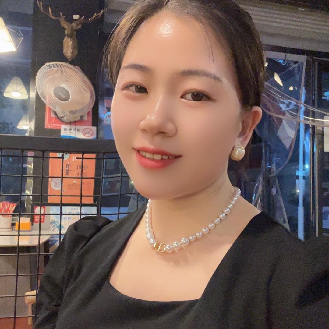 单县鲜蚝王老板娘