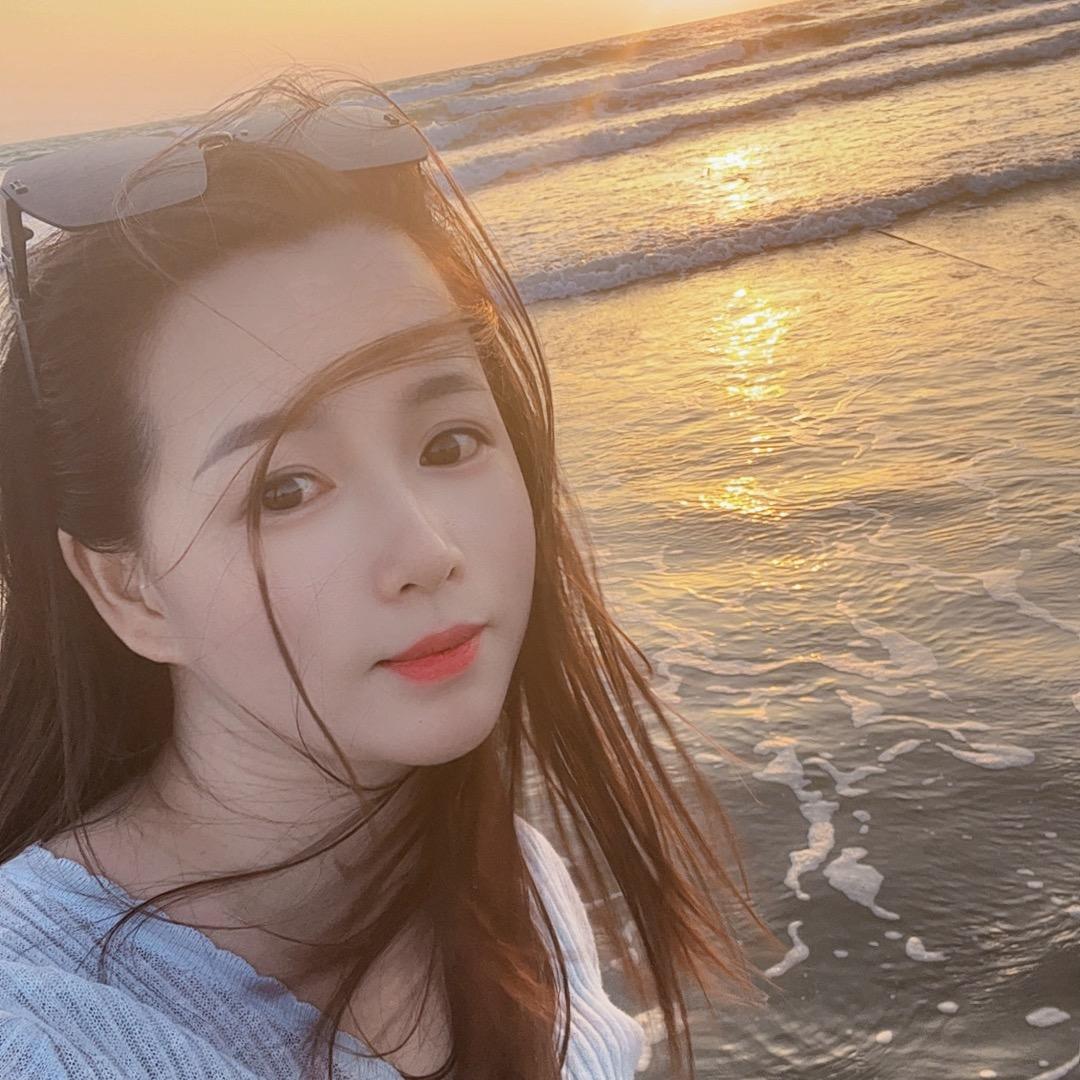 桃子丫头🍑