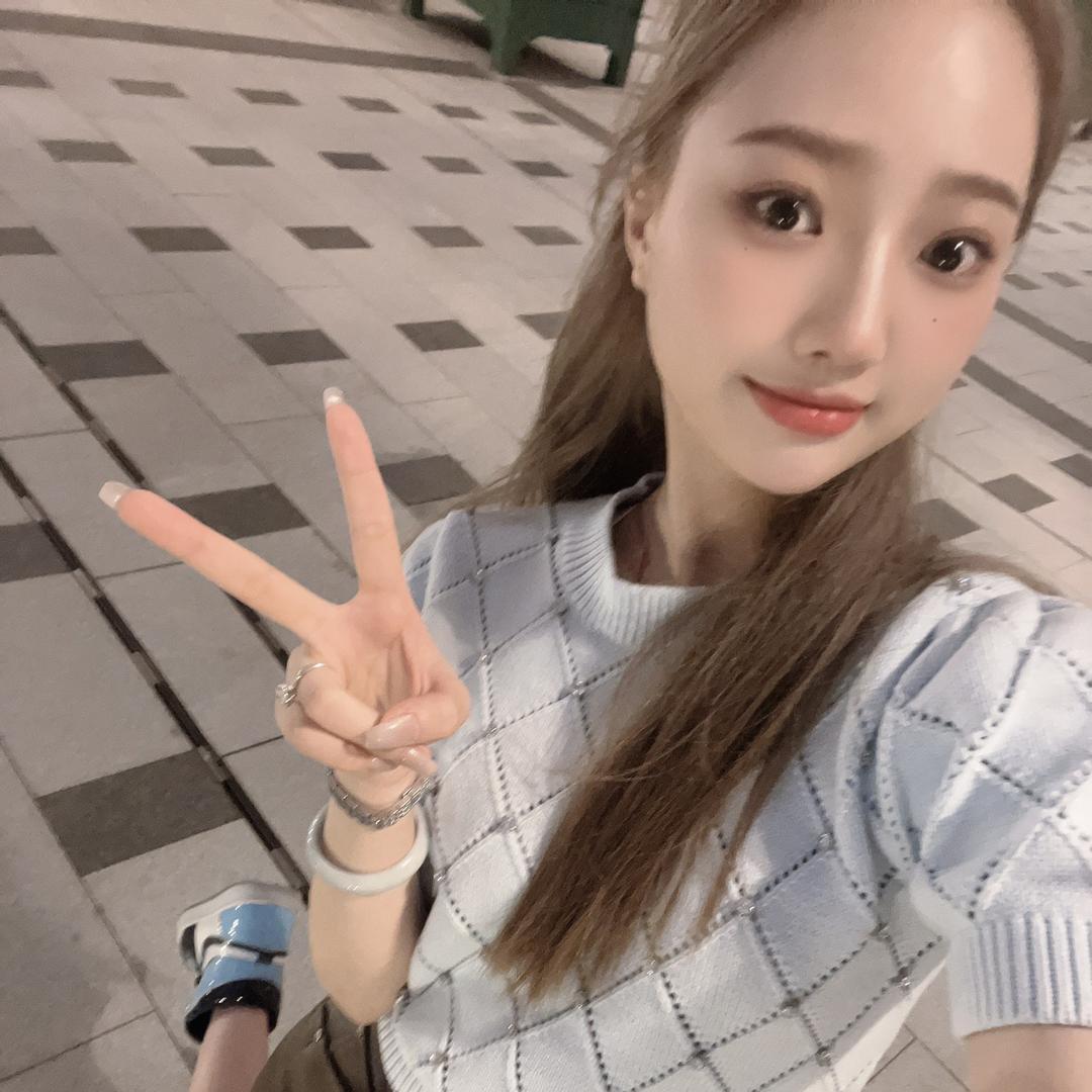 妮小妮