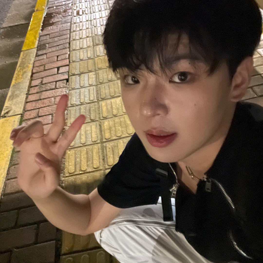 那男的