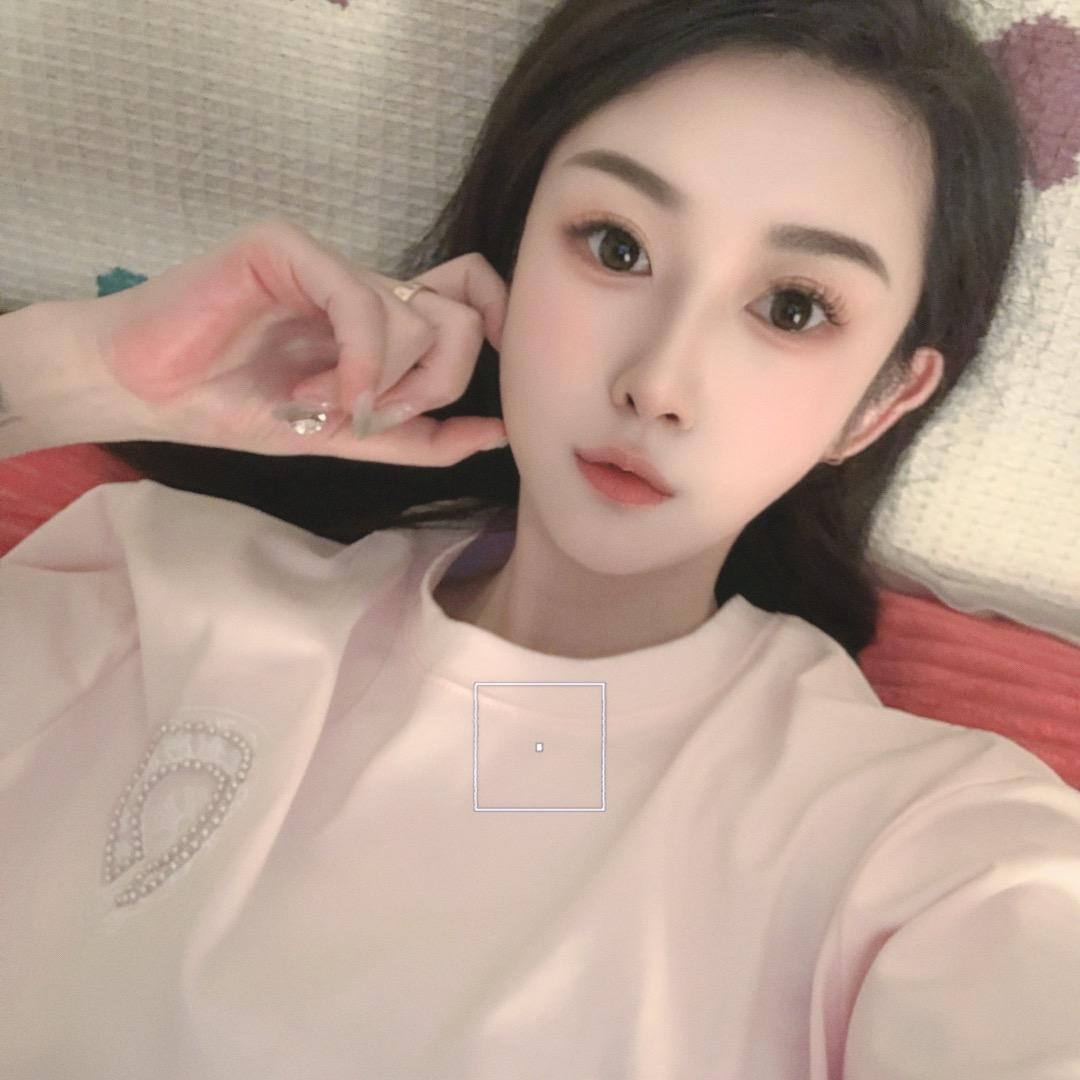 李欣