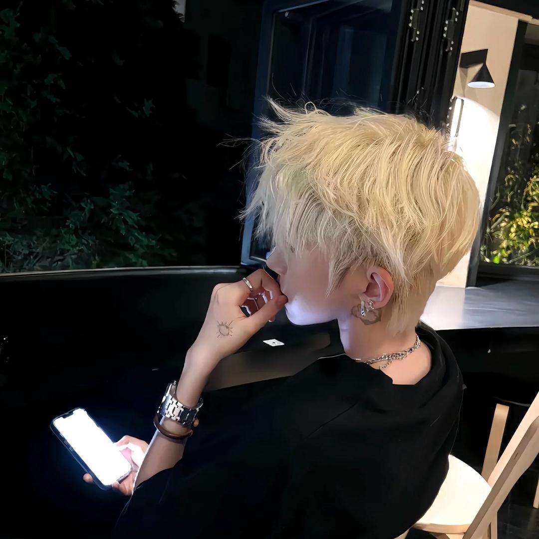 皇帝👑