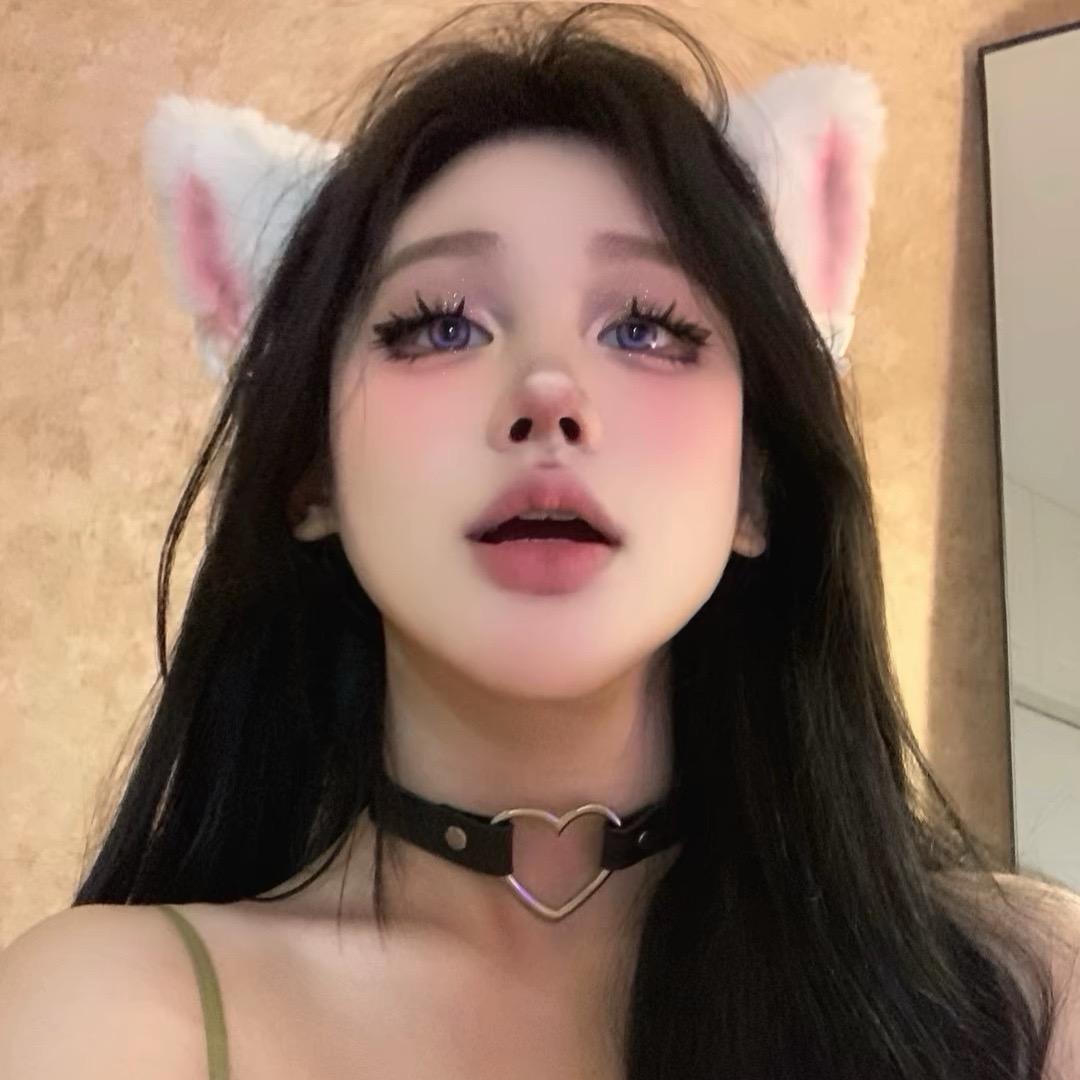 小凤🧡ྀི呐