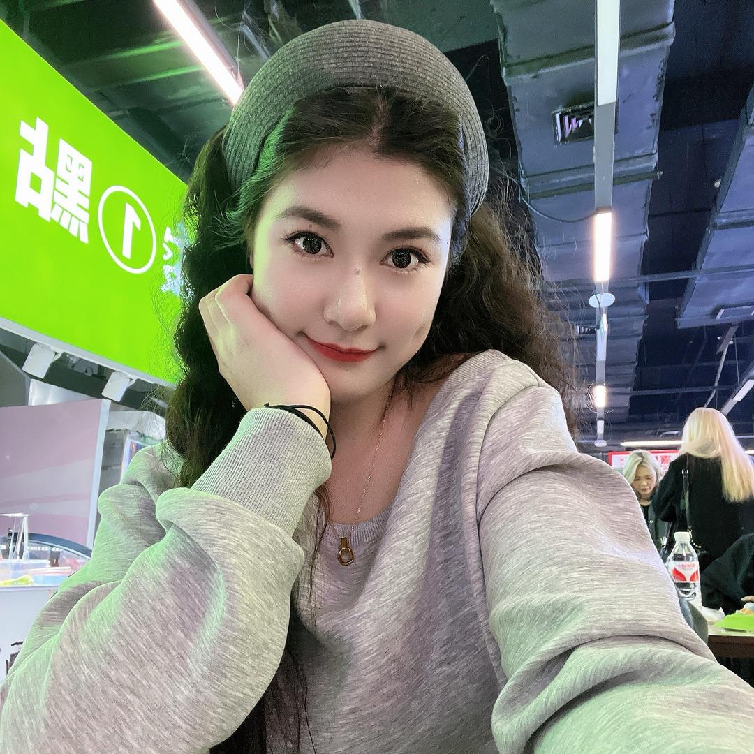 月亮🧚🏻‍♀️