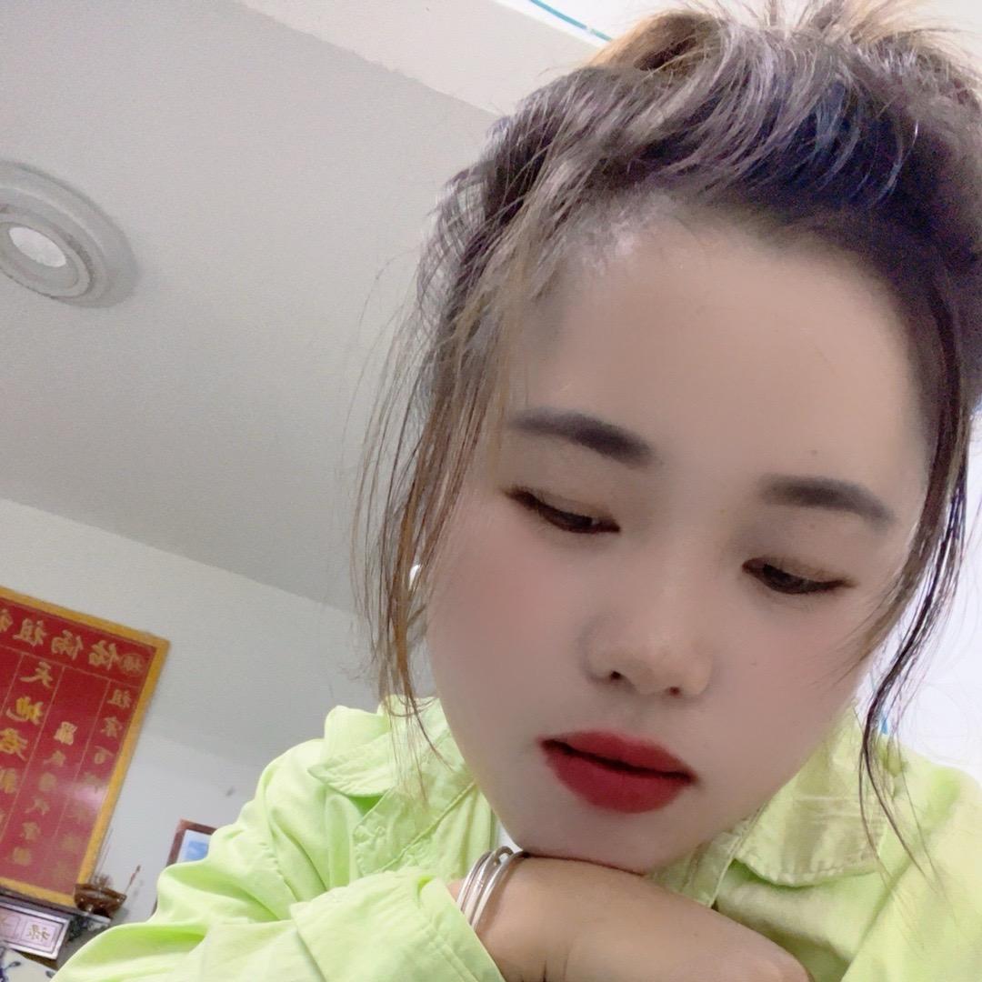 小武妹👩‍❤️‍💋‍👩
