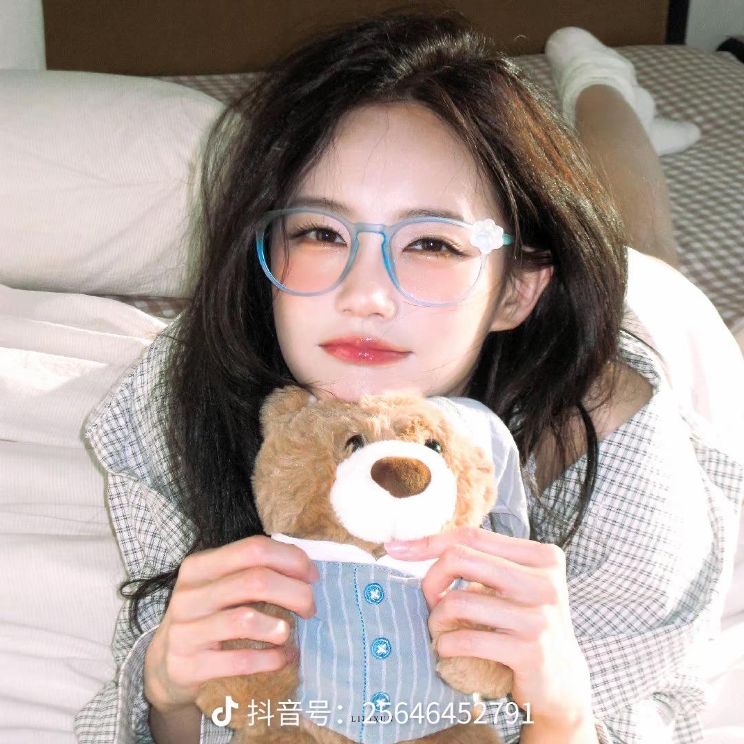 呆木头发芽啦🪵