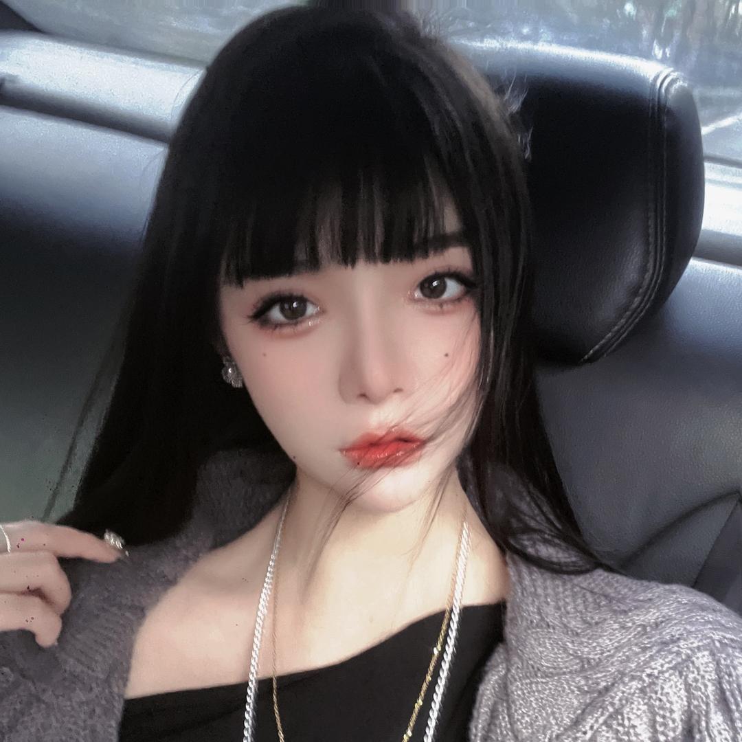 雯♪٩(´ω`)و♪
