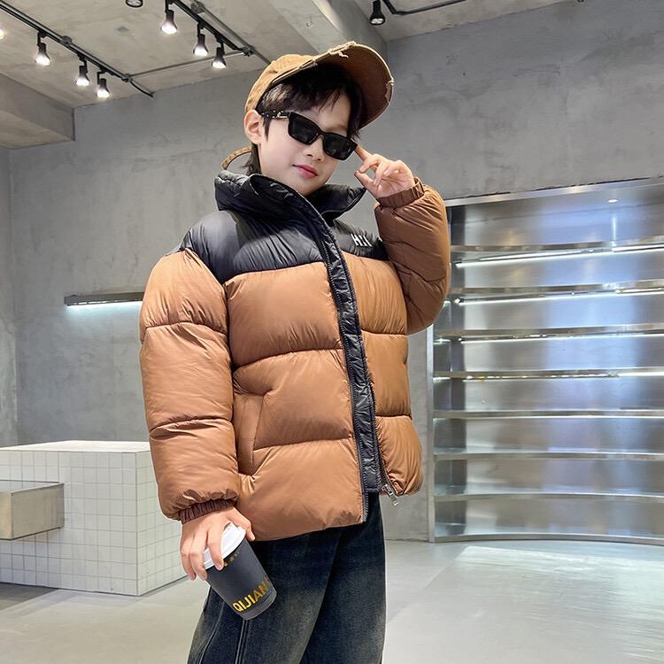小调皮品质童装