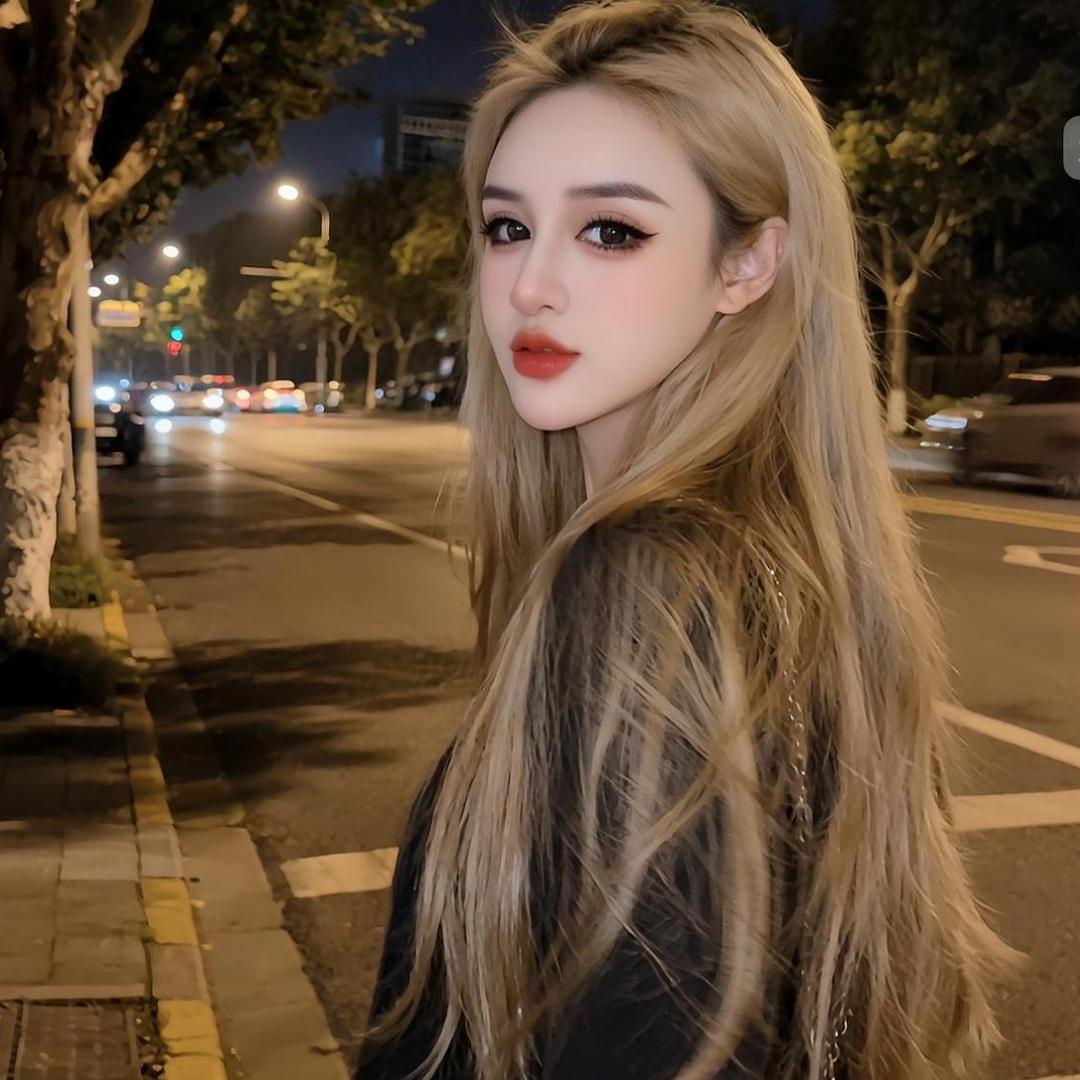 徐心煜👉（穿搭在橱窗）