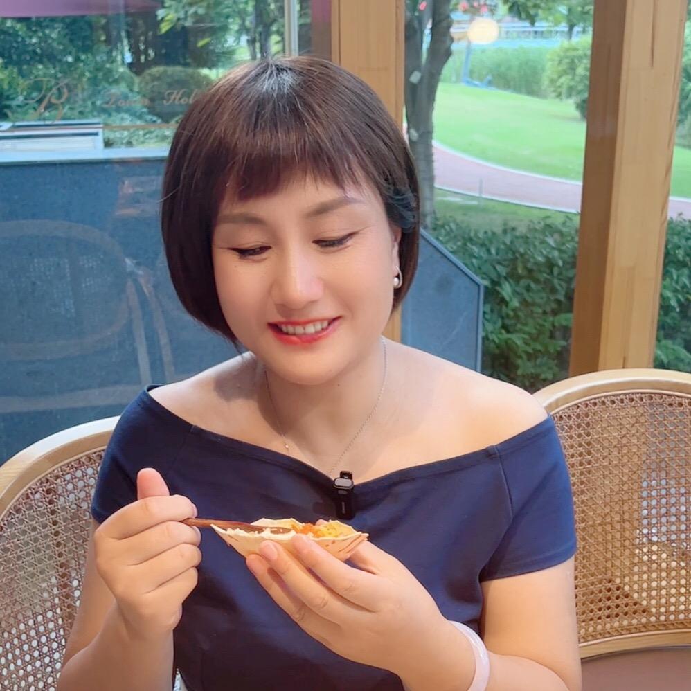 孟见逛上海