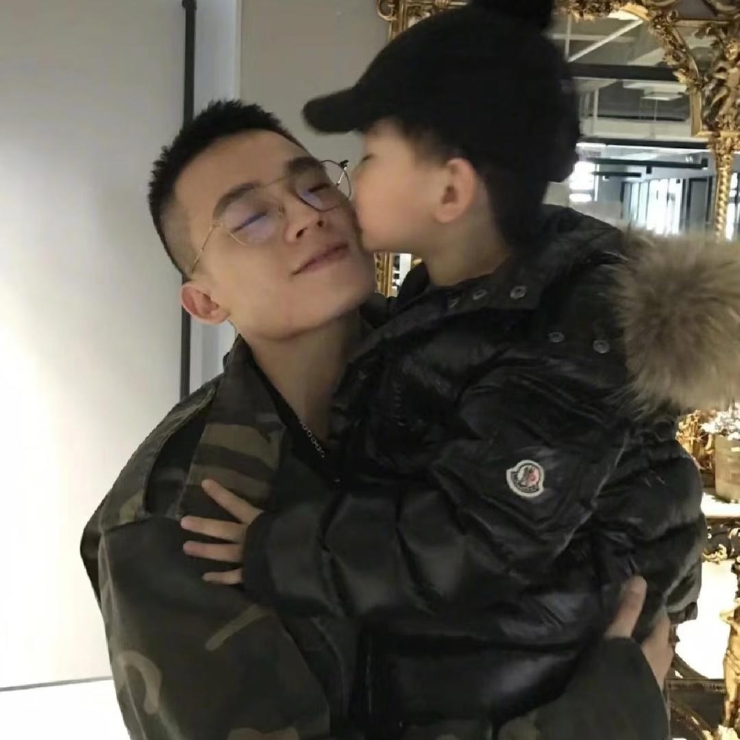 西西