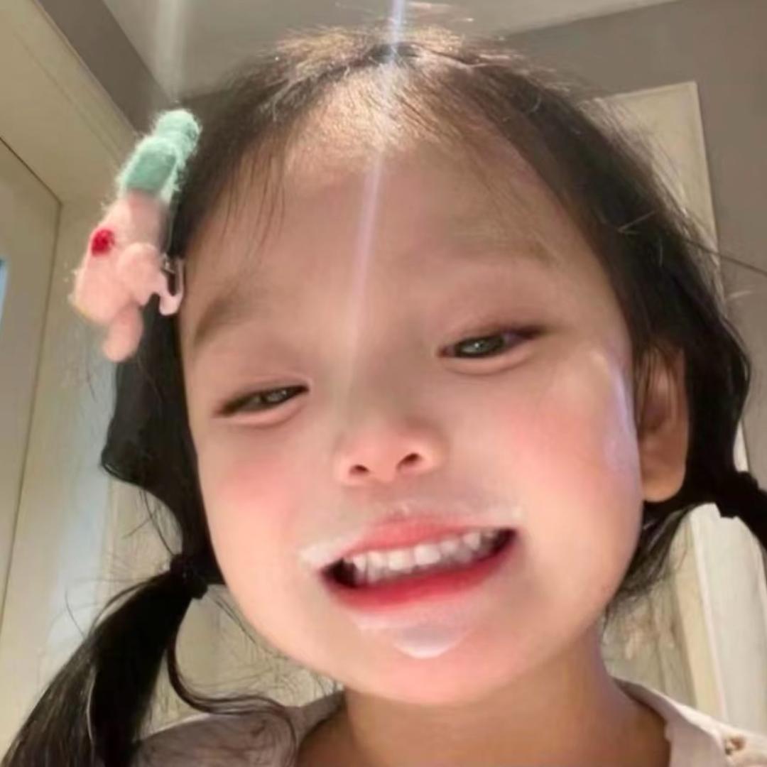 小黄柿子