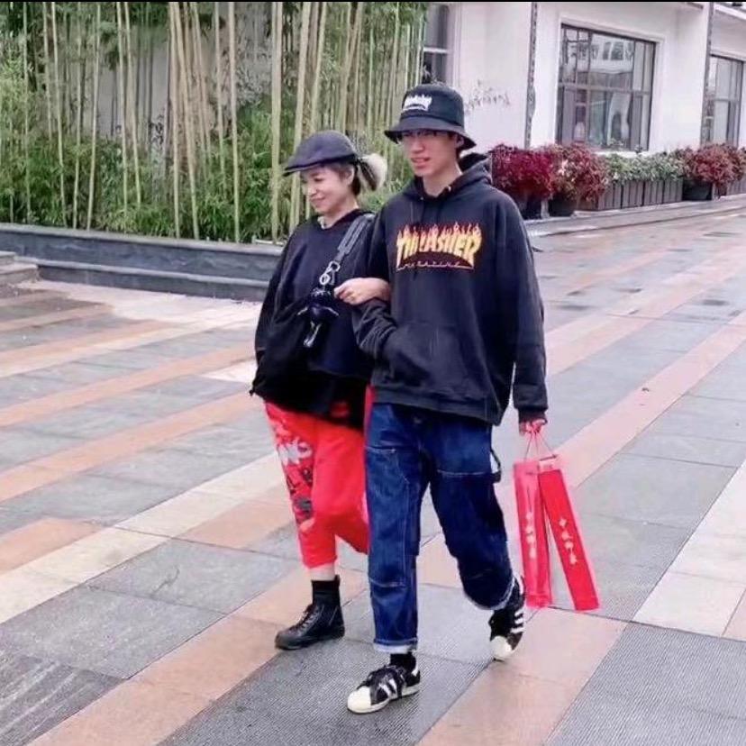 左右棉麻休闲服饰2号店
