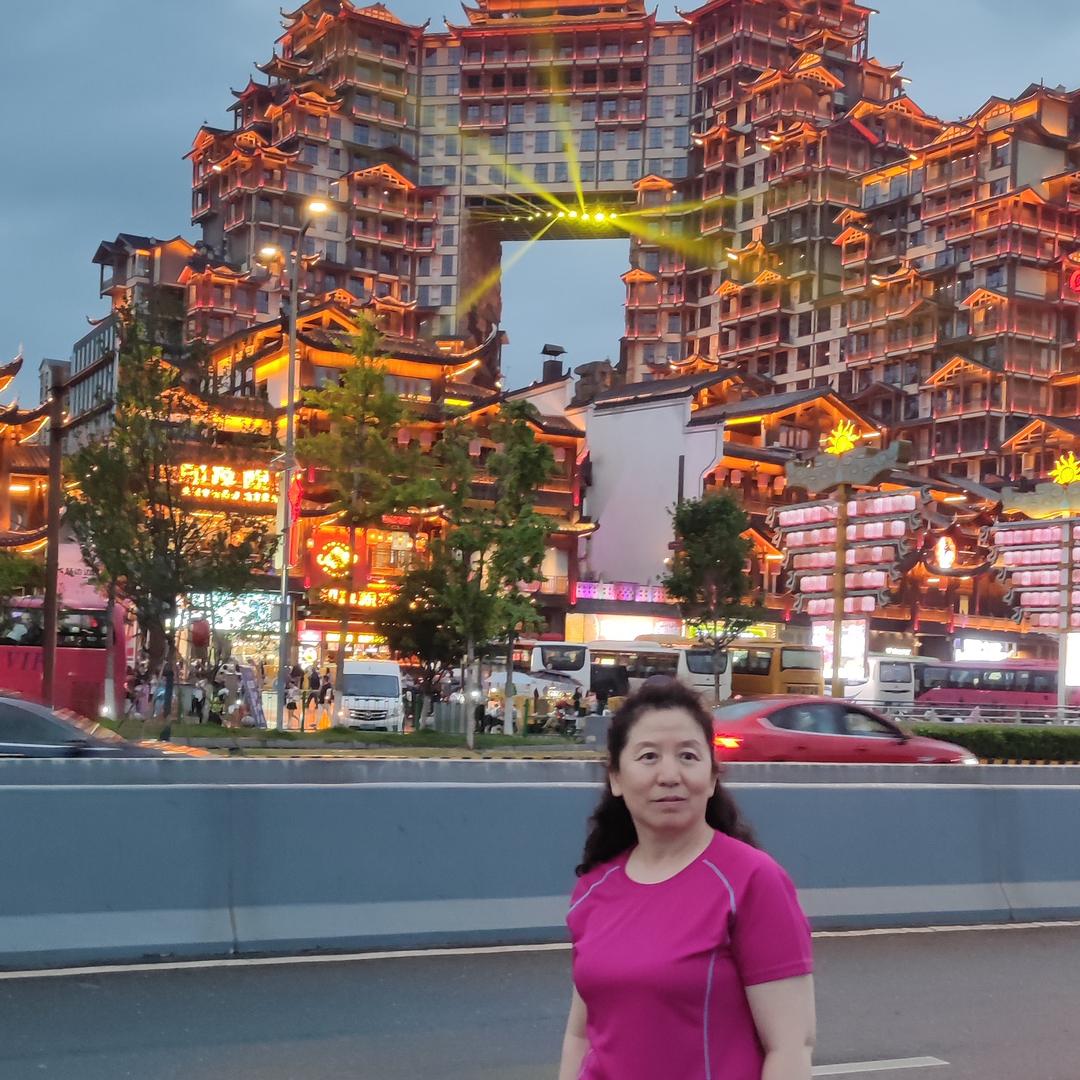 艳玲  （首播 早9点10分）