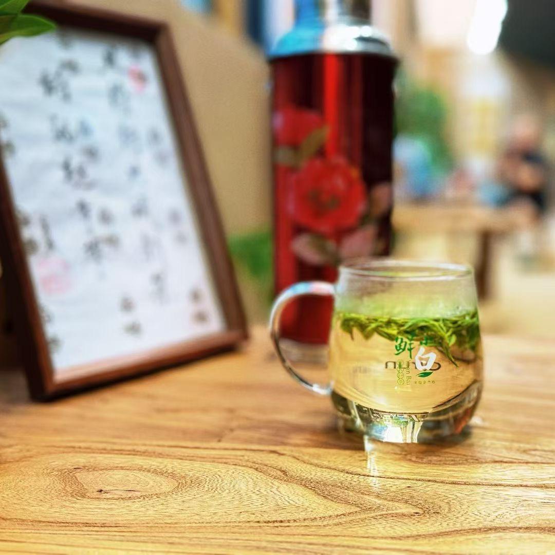 安吉唐伯虎（乡村的守望者）