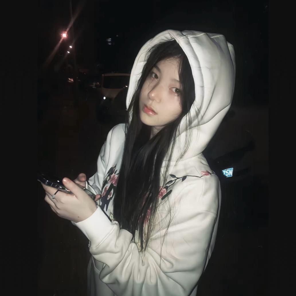 𝐇.7