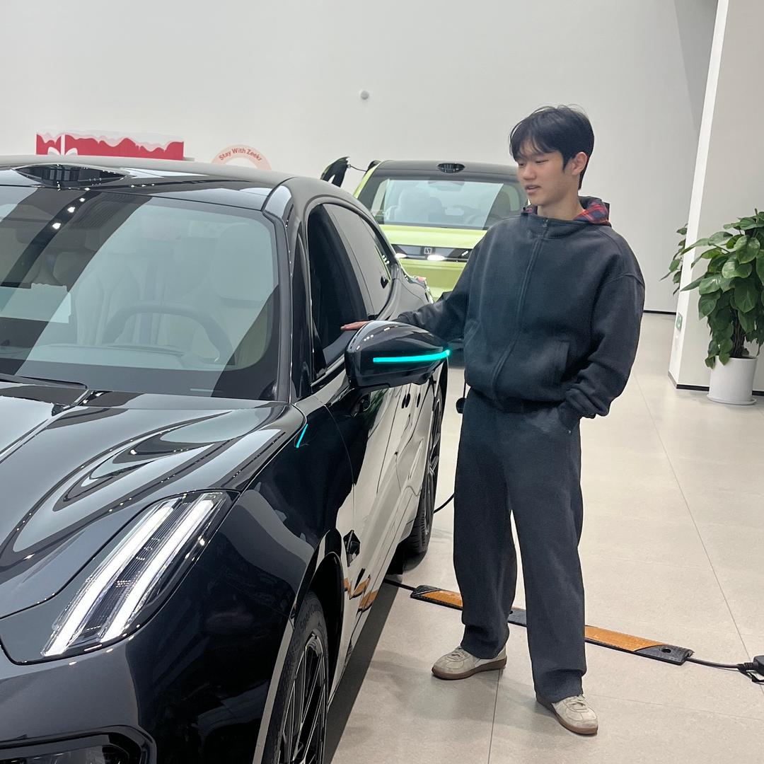 小毛（华南汽车直播基地实习版）