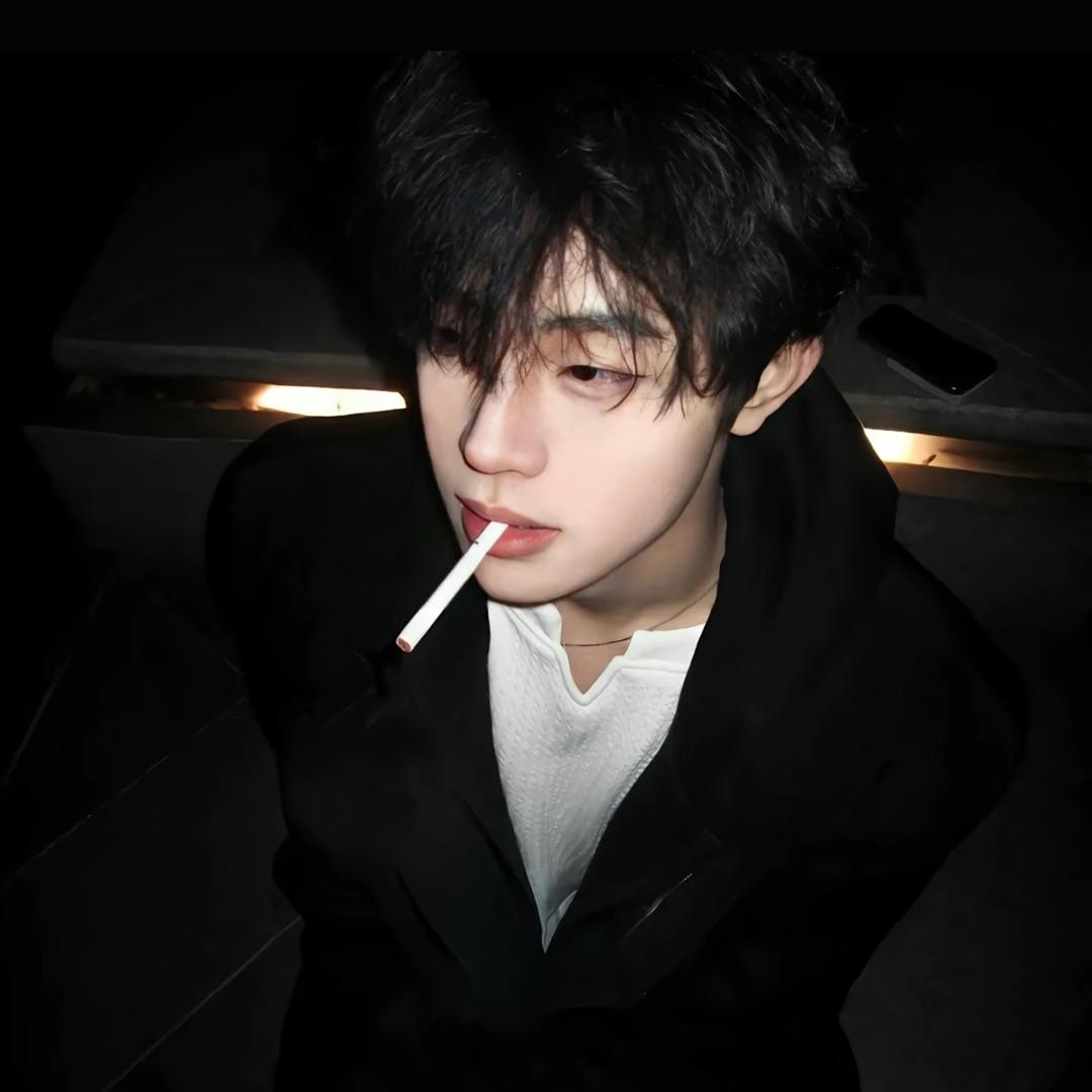 李总直招（招小美 小帅）