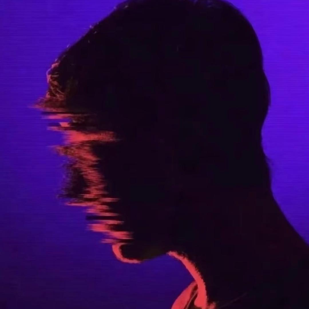 𝑯𝒂𝒍𝒐.