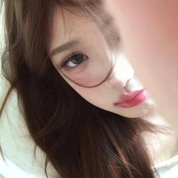 是小E