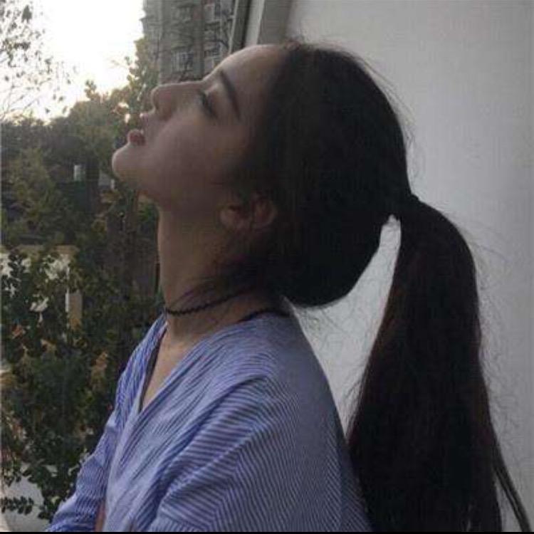 译译苗苗服装工作室