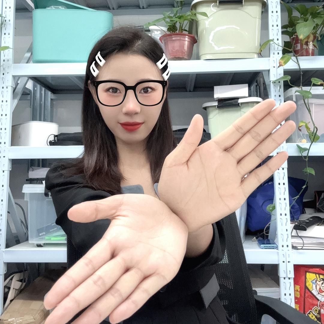 陈默寡言的陈🌈