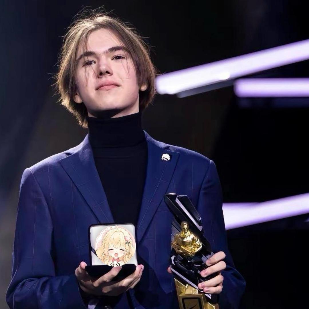 好朵拉（知世🧀）