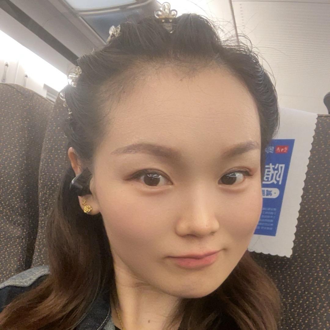 杭州（王后于生）新潮女装批发
