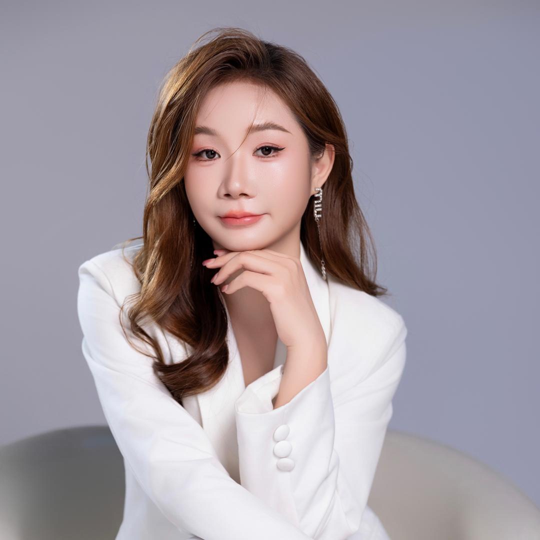 露露美学穿搭(私服号)