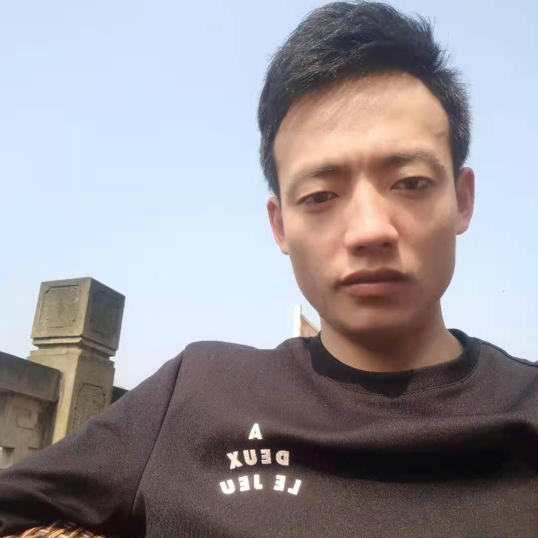 叼烟、驱赶愁绪