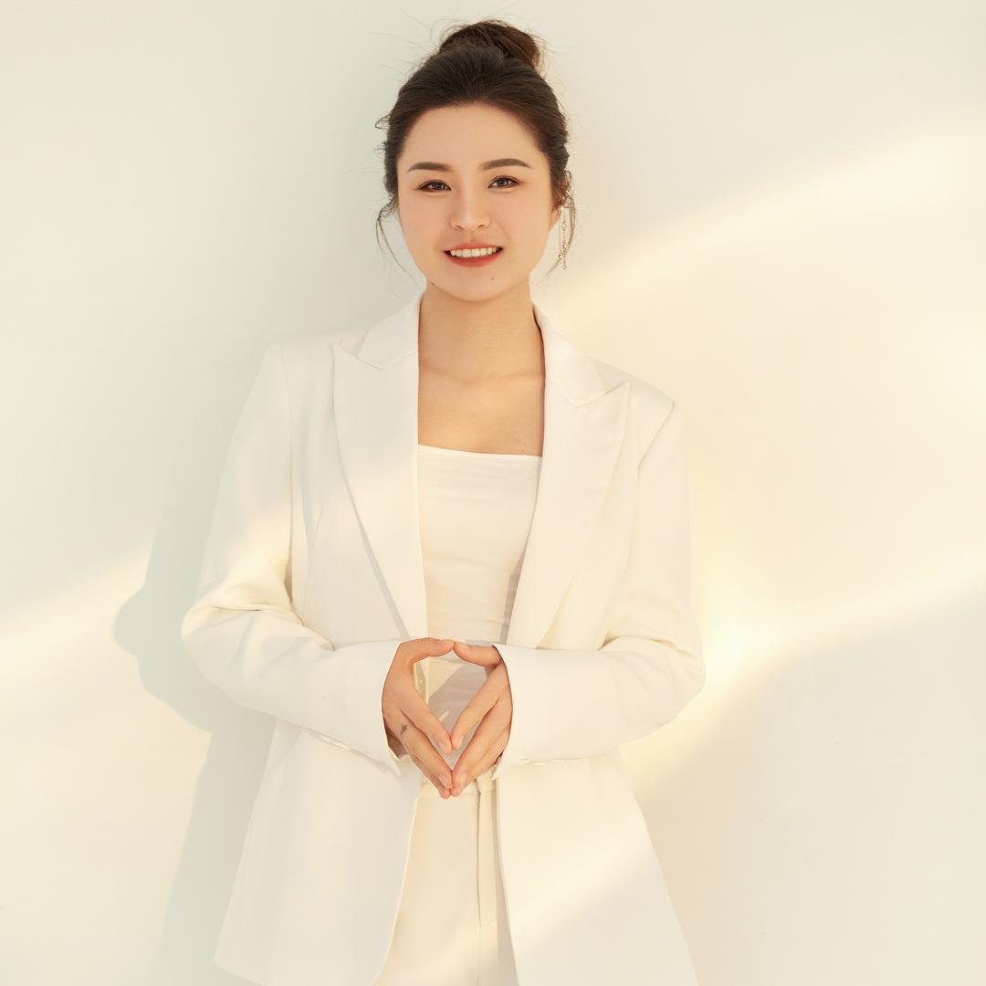 杭州英佩妮迪：美灵老师