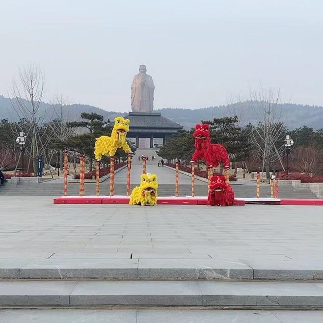 沧州龙狮杂技艺术团