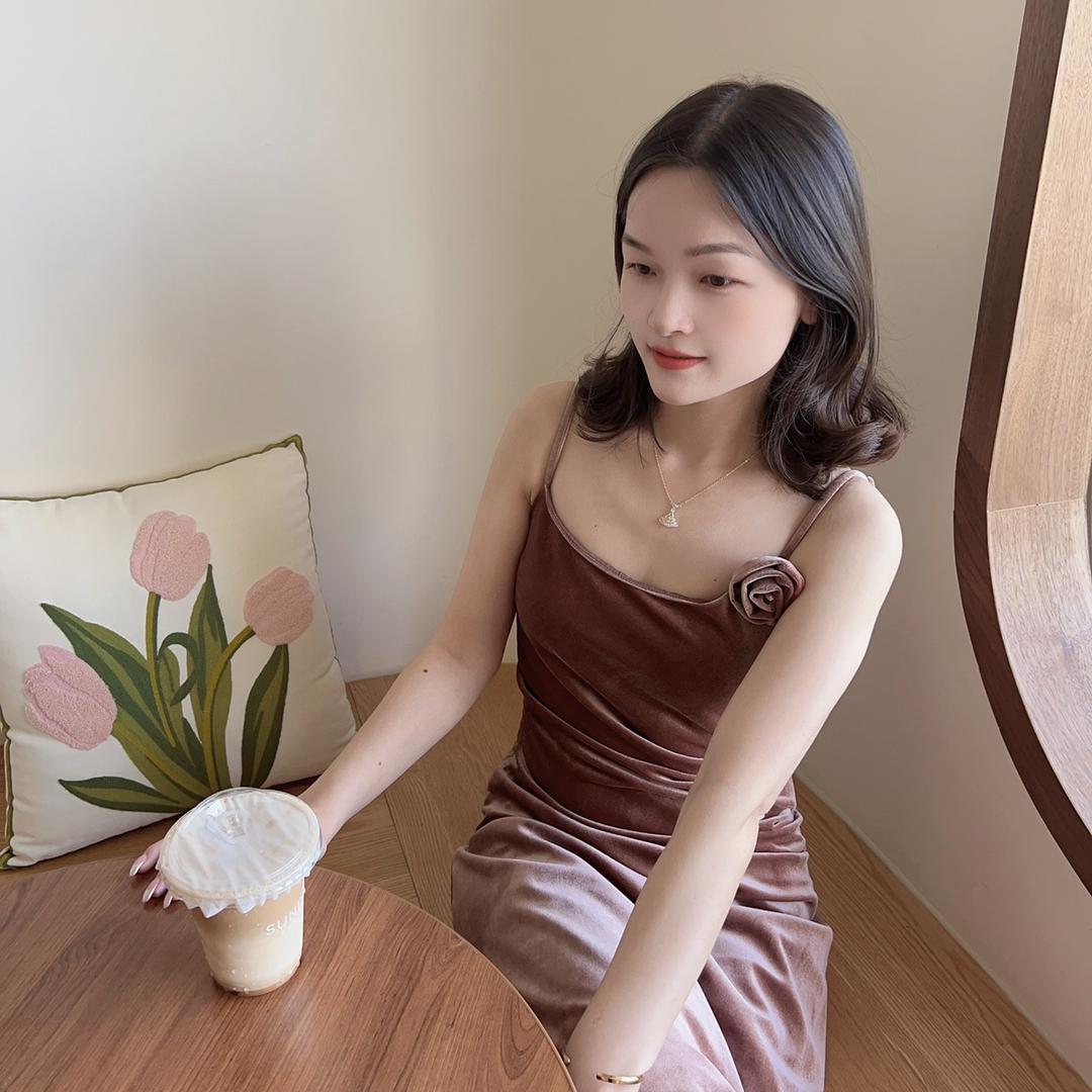 one婷