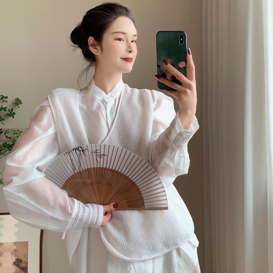 芩雪服饰