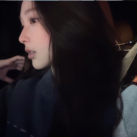 Yi