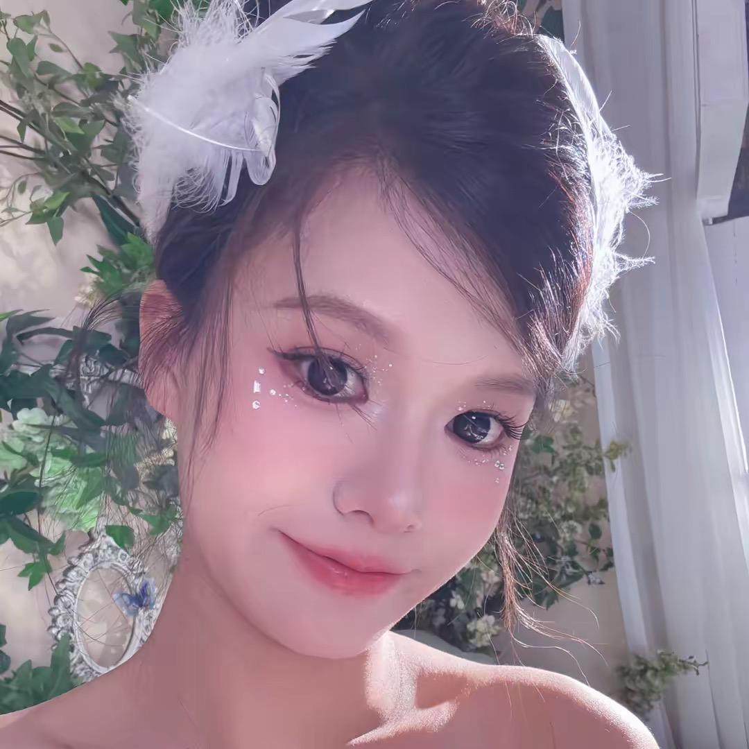 草莓干儿朋友圈