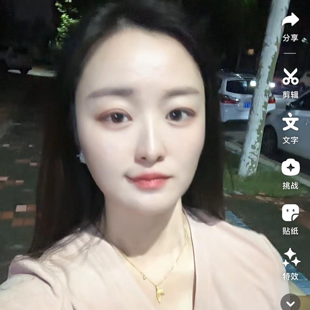 曼曼