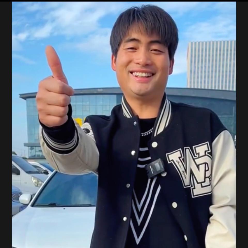 小大鹏哇塞好车
