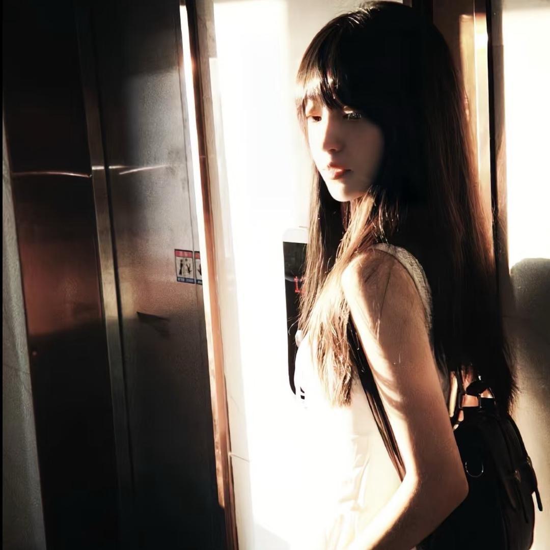 小渔水里游