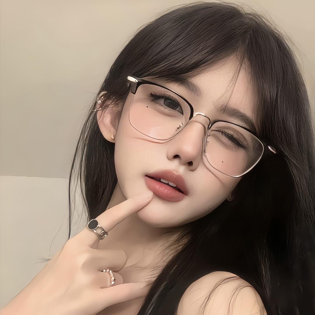 盛娅龙服饰