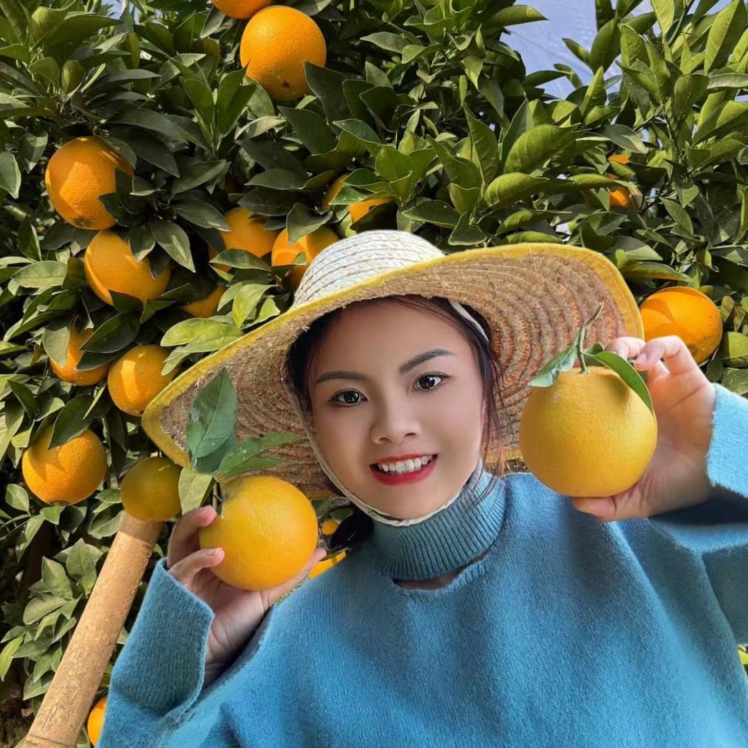 赣州英子爱吃橙