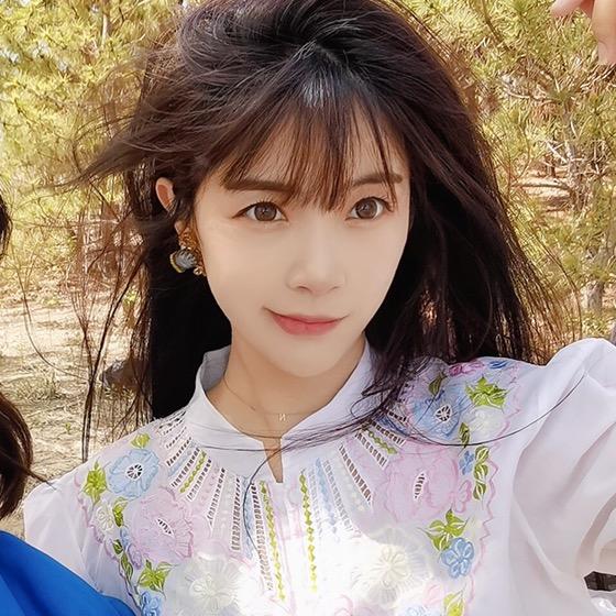 白发小妹