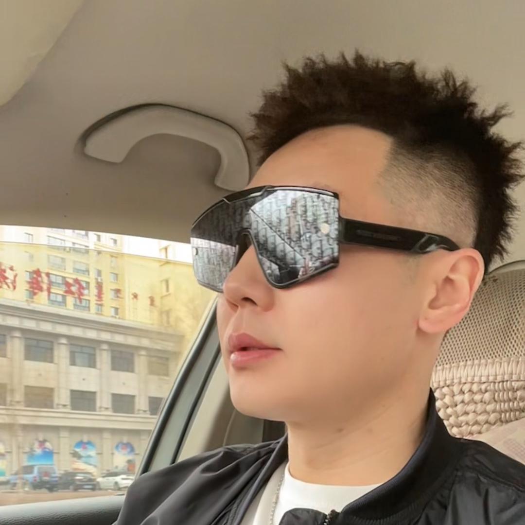 @崔镕识